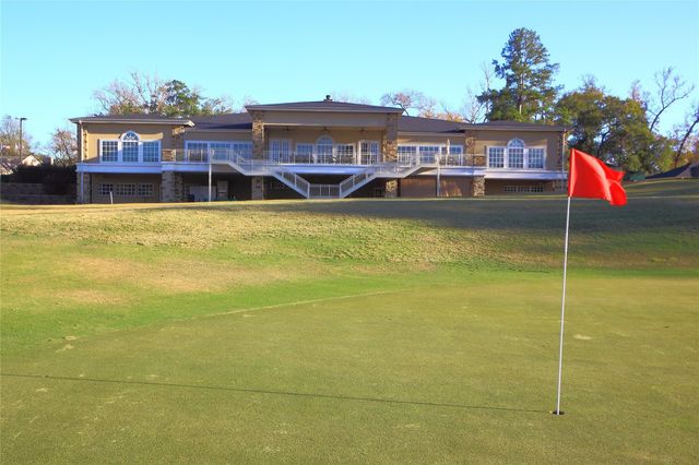 1458 River Oaks Drive, Huntsville, TX 77340