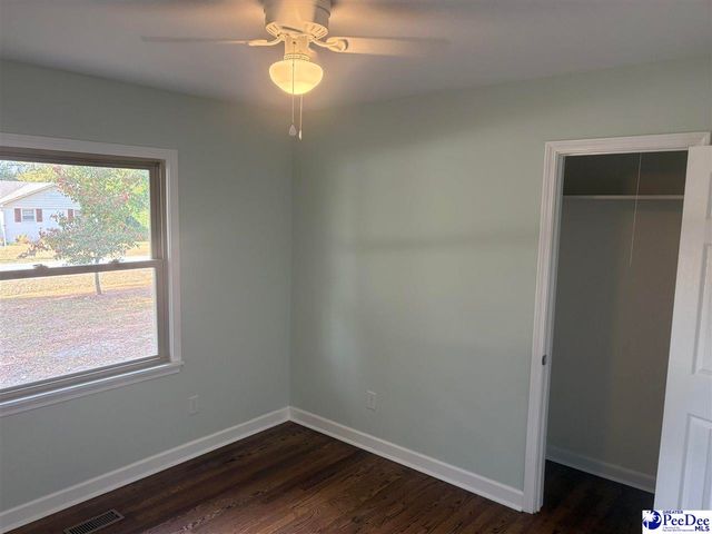 405 Dianne Dr, Cheraw, SC 29520