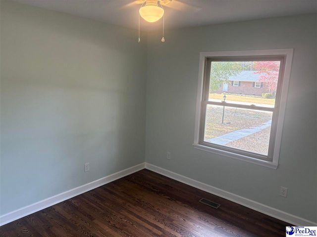 405 Dianne Dr, Cheraw, SC 29520