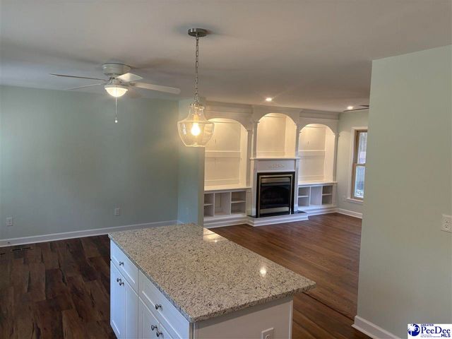 405 Dianne Dr, Cheraw, SC 29520