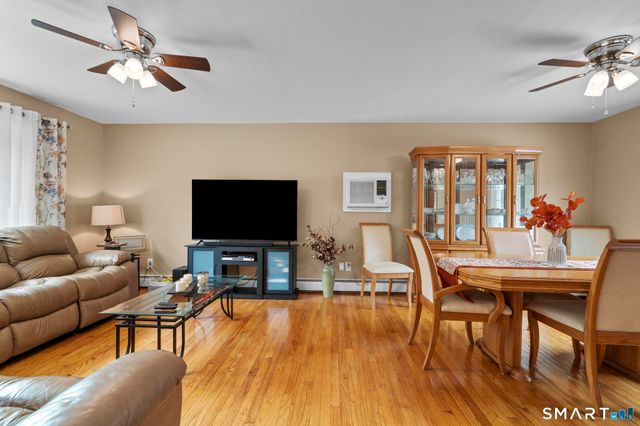 16 Tracy Terrace, Seymour, CT 06483