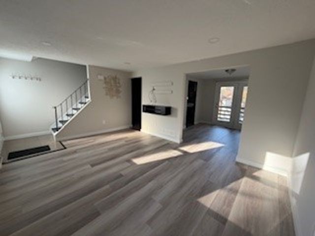 107 Grover St B, Shaler, PA 15223