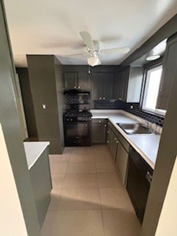 107 Grover St B, Shaler, PA 15223