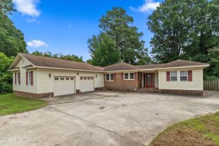 533 W College Street, Warsaw, NC 28398