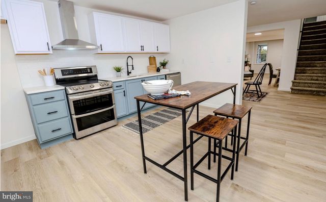 1234 MAIN ST, Harrisburg, PA 17113