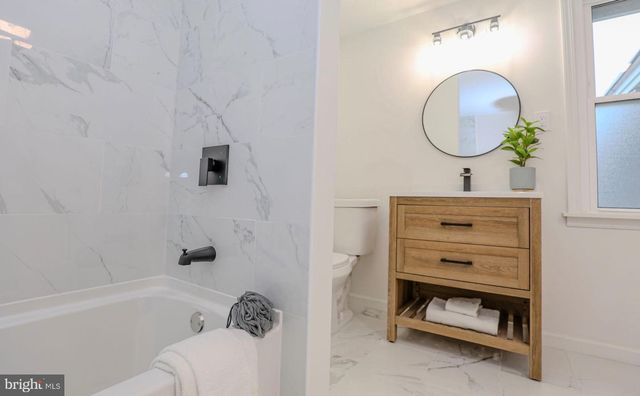 1234 MAIN ST, Harrisburg, PA 17113