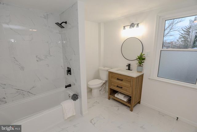 1234 MAIN ST, Harrisburg, PA 17113