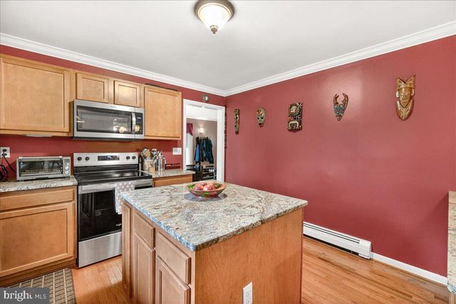 9712 THOMPSON DR, Ijamsville, MD 21754
