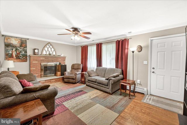 9712 THOMPSON DR, Ijamsville, MD 21754