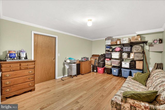 9712 THOMPSON DR, Ijamsville, MD 21754