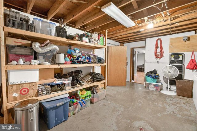9712 THOMPSON DR, Ijamsville, MD 21754