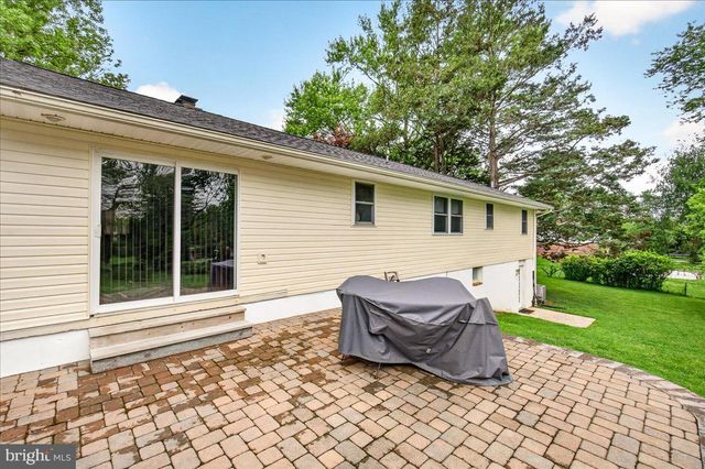 9712 THOMPSON DR, Ijamsville, MD 21754