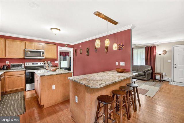 9712 THOMPSON DR, Ijamsville, MD 21754