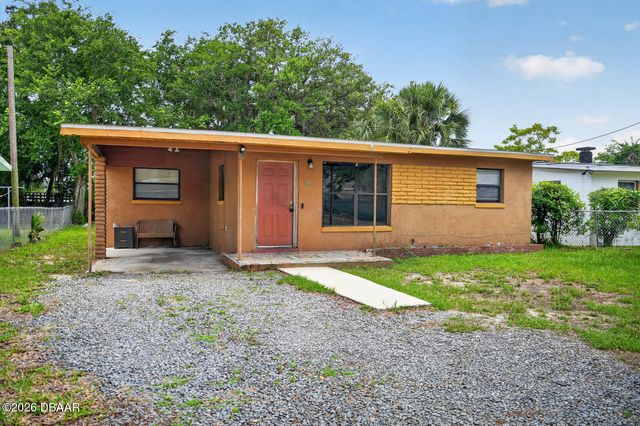 610 Holmes Avenue, Daytona Beach, FL 32114