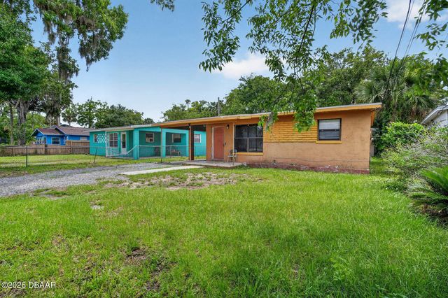 610 Holmes Avenue, Daytona Beach, FL 32114