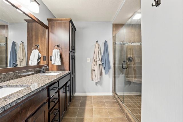 4803 NE Hillcrest Court, Ankeny, IA 50021