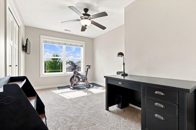 4803 NE Hillcrest Court, Ankeny, IA 50021