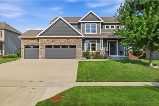 4803 NE Hillcrest Court, Ankeny, IA 50021