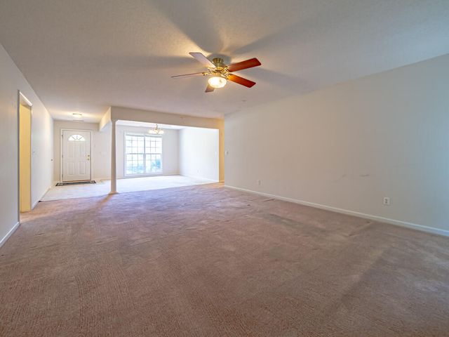 70 Pinnacle Court, Sumter, SC 29154