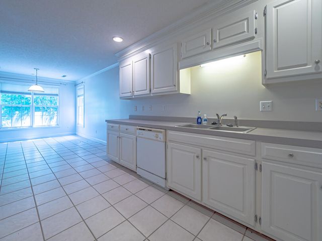 70 Pinnacle Court, Sumter, SC 29154