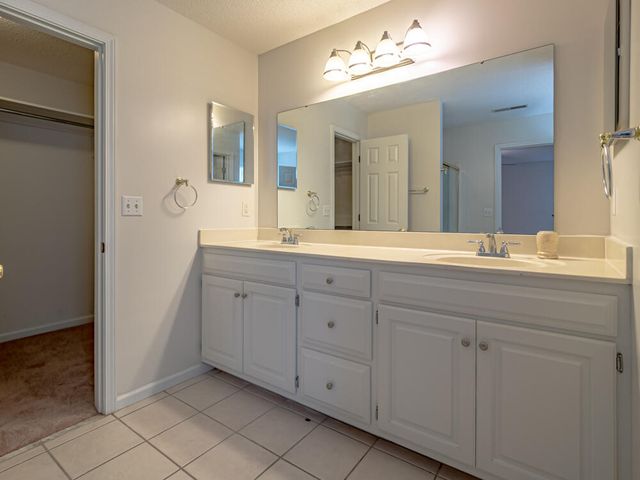 70 Pinnacle Court, Sumter, SC 29154