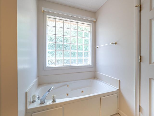 70 Pinnacle Court, Sumter, SC 29154