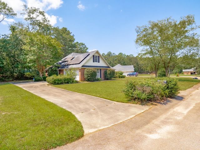70 Pinnacle Court, Sumter, SC 29154