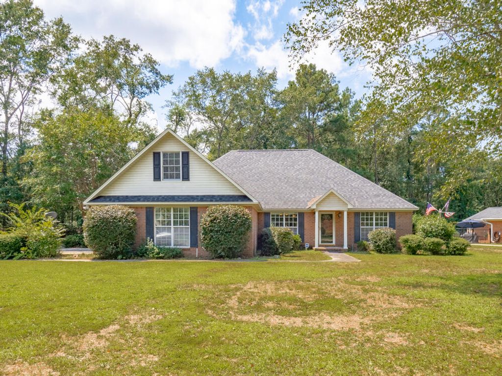 70 Pinnacle Court, Sumter, SC 29154