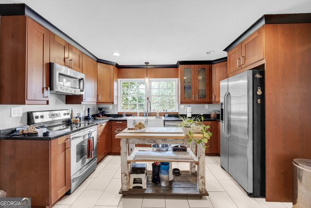 136 Frazier Hill Road, Bishop, GA 30621