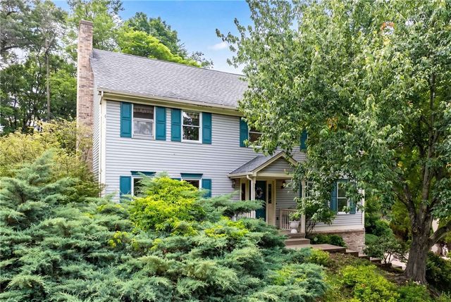 2414 Wedgewood Dr, Franklin Park, PA 15090