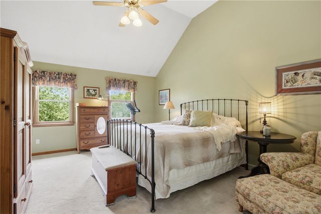 2414 Wedgewood Dr, Franklin Park, PA 15090
