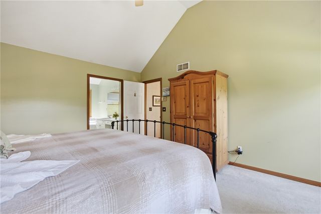 2414 Wedgewood Dr, Franklin Park, PA 15090