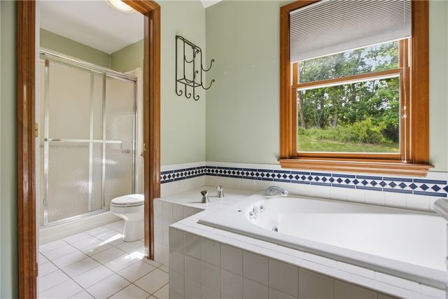 2414 Wedgewood Dr, Franklin Park, PA 15090