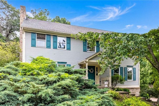 2414 Wedgewood Dr, Franklin Park, PA 15090