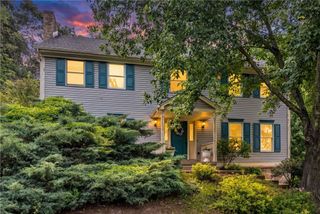 2414 Wedgewood Dr, Franklin Park, PA 15090