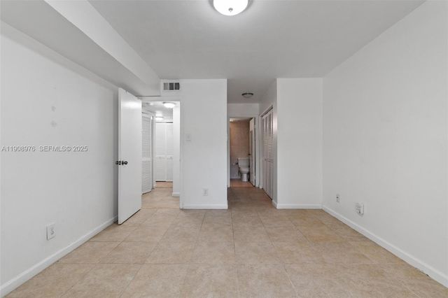 10421 SW 157th Pl 206, Miami, FL 33196