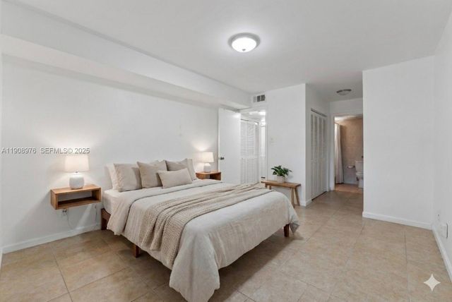 10421 SW 157th Pl 206, Miami, FL 33196