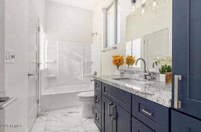 2605 W Ute Court, New River, AZ 85087