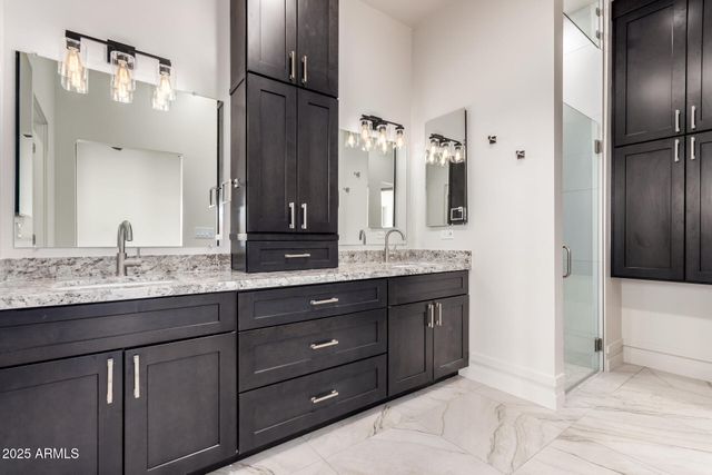 2605 W Ute Court, New River, AZ 85087