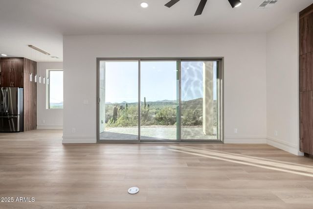 2605 W Ute Court, New River, AZ 85087