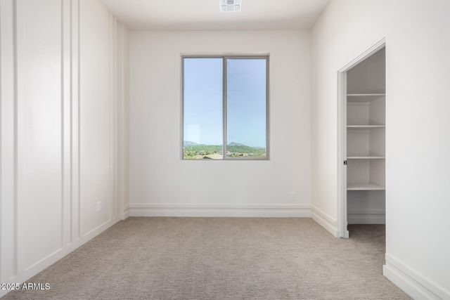 2605 W Ute Court, New River, AZ 85087