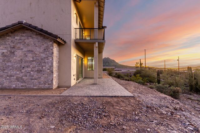2605 W Ute Court, New River, AZ 85087