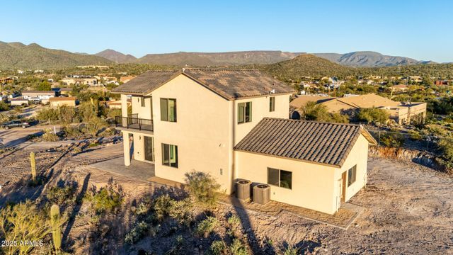 2605 W Ute Court, New River, AZ 85087