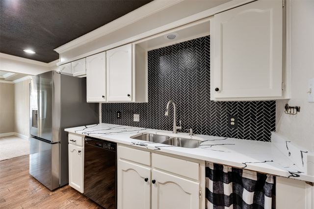 219 Indian Creek Drive, Trophy Club, TX 76262