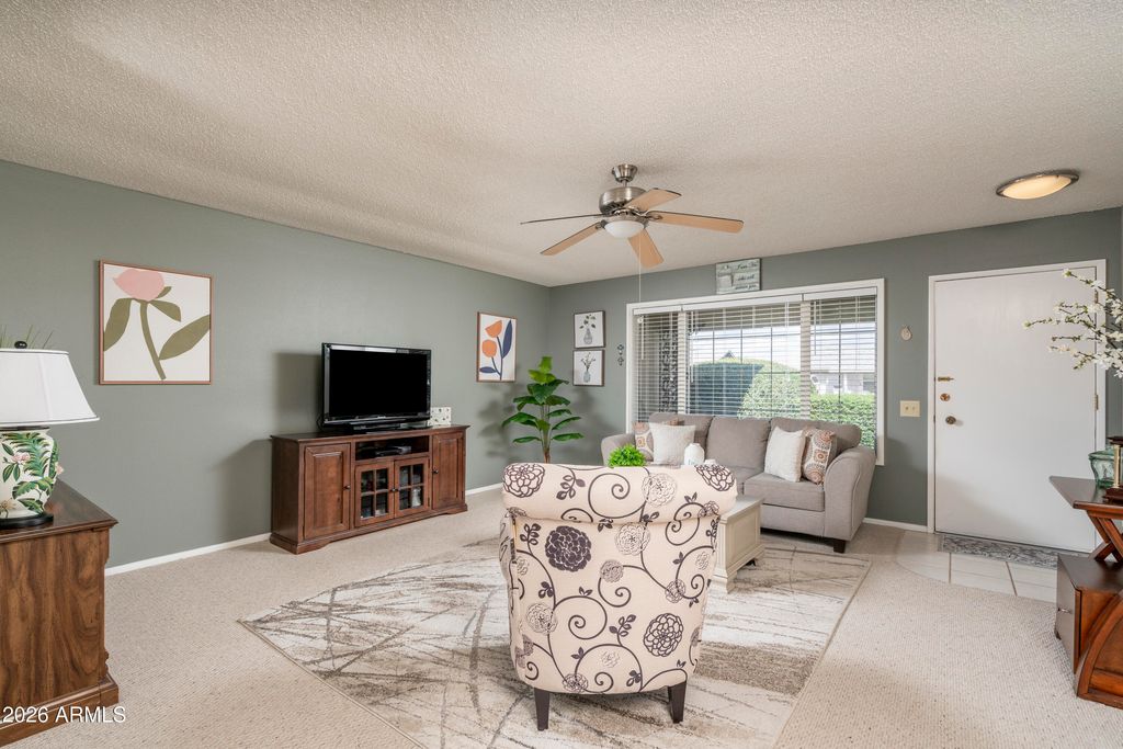 10007 W PLEASANT VALLEY Road, Sun City, AZ 85351 — photo 2