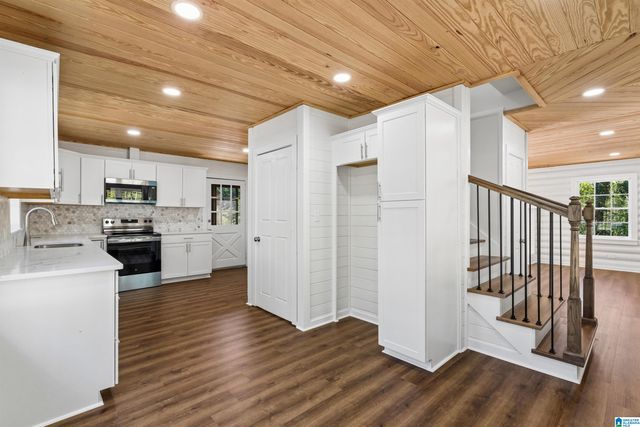 3834 HIGHWAY 11, Pelham, AL 35124