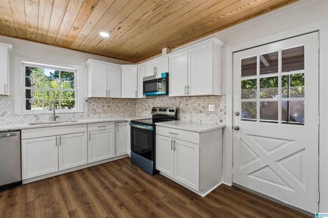 3834 HIGHWAY 11, Pelham, AL 35124