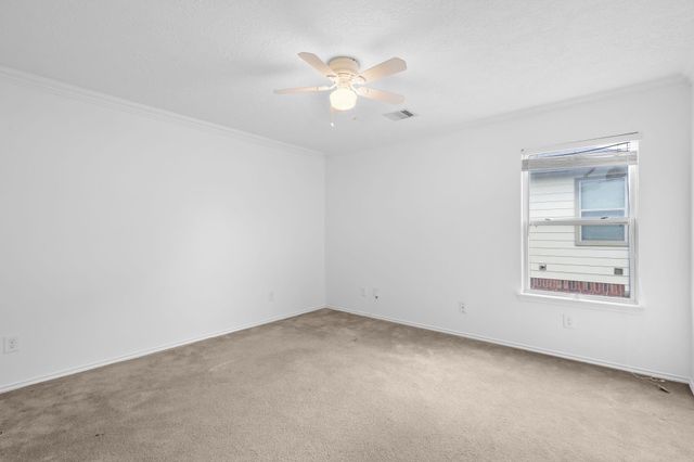 2810 Legends Knoll Drive, Spring, TX 77386