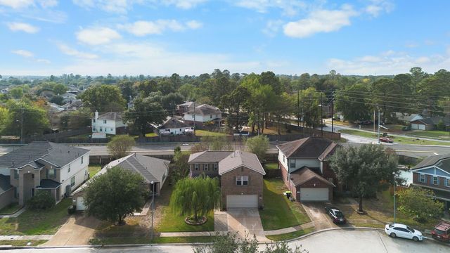 2810 Legends Knoll Drive, Spring, TX 77386