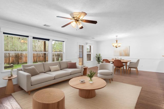 2810 Legends Knoll Drive, Spring, TX 77386